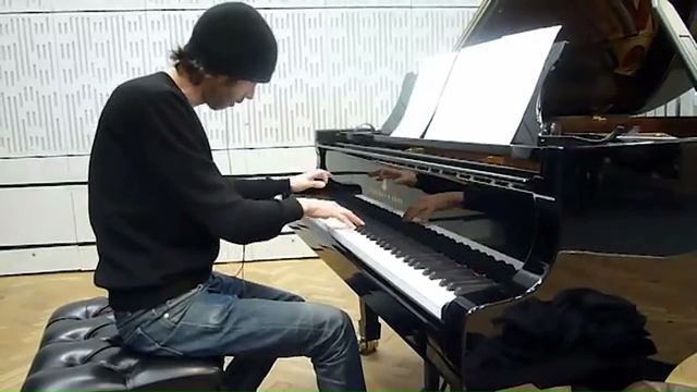 Scene from Sara Mohr-Pietsch's Comic Canon